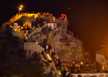 a-muro-lucano-torna-borgo-invita-trionfo-di-prodotti-tipici-musica-popolare-e-artigianato