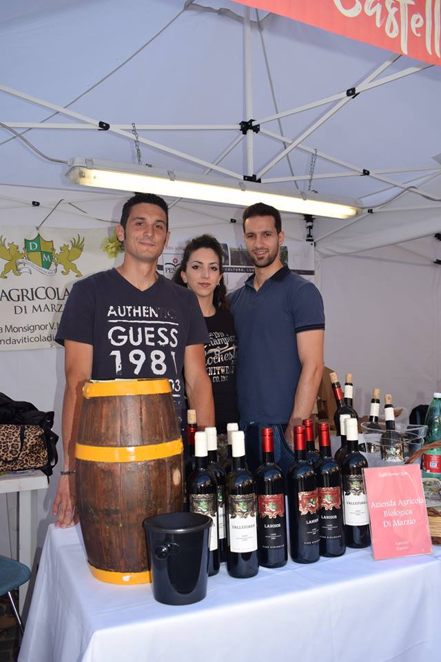 i-castelli-romani-brindano-alla-quinta-edizione-di-borgo-divino
