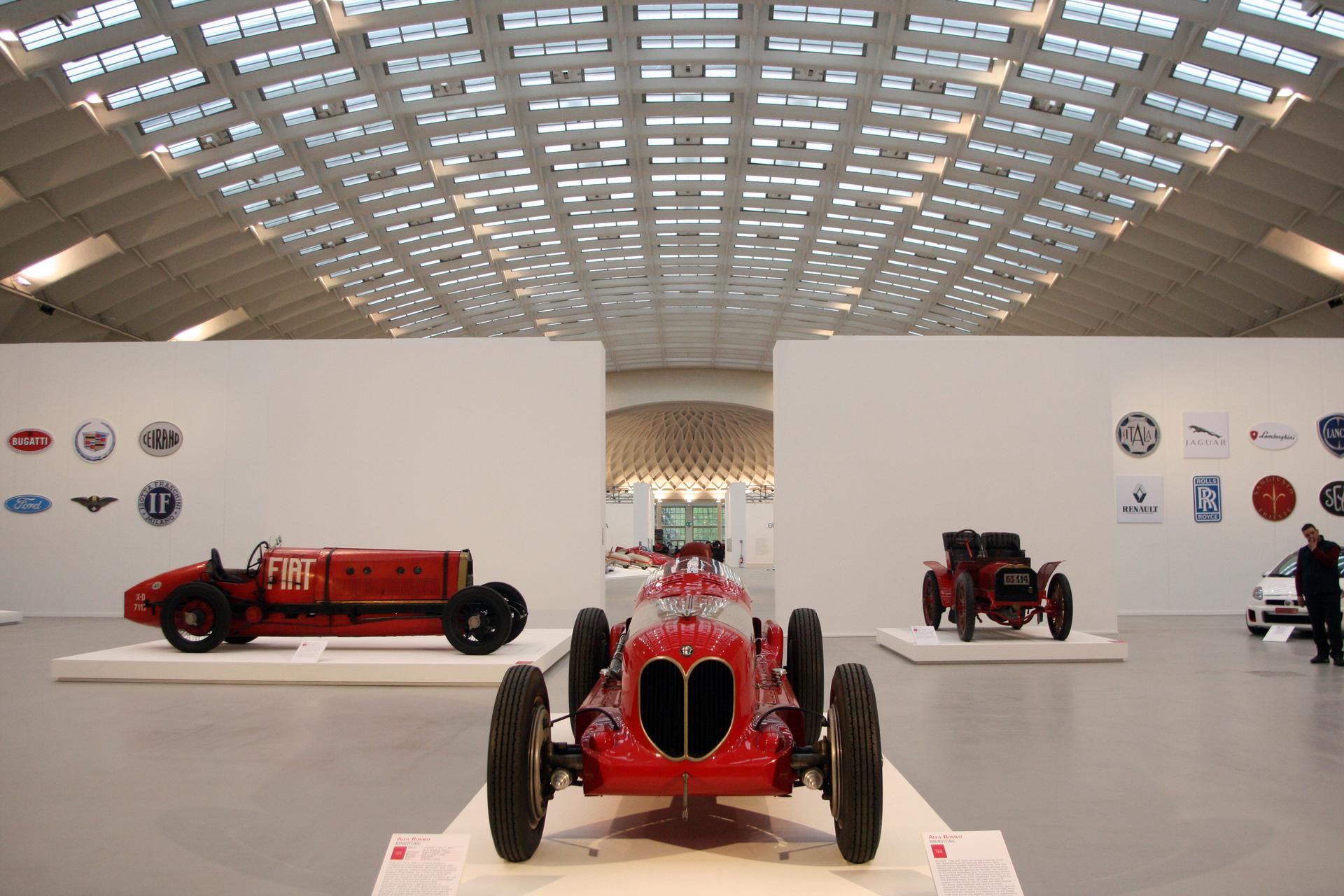 la-citta-di-torino-presenta-al-salone-del-libro-i-progetti-world-design-library-e-torino-automotive-heritage-network