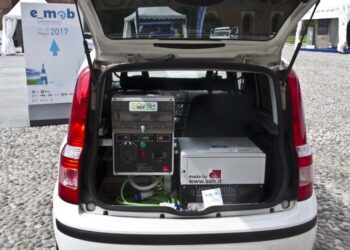 a-milano-500-auto-elettriche-per-il--raduno-piu-silenzioso-ed-ecosostenibile-ditalia