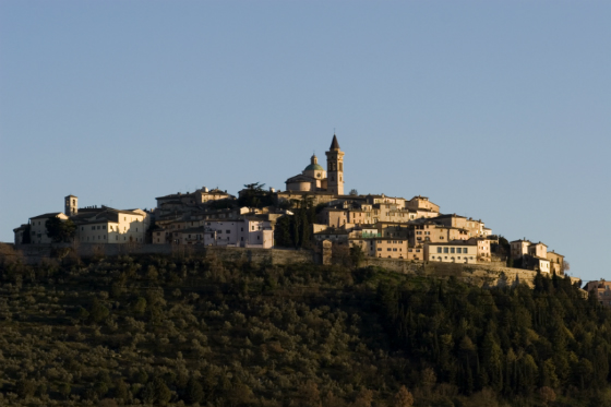 a-trevi-si-riparte-con-unestate-di-cinema-teatro-libri-e-mercatini