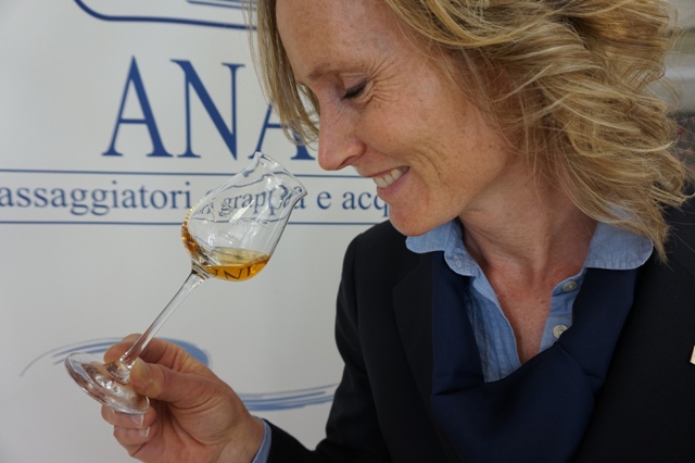 premio-alambicco-doro-al-via-la-38esima-edizione-del-concorso-anag-dedicato-a-grappe-acquaviti-e-brandy