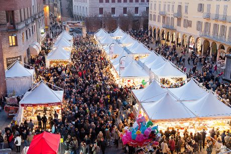 cremona-grande-successo-per-la-festa-del-torrone