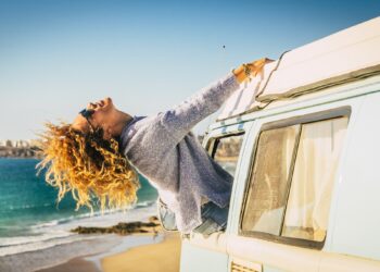 il-camper-strumento-flessibile-per-sopravvivere-fino-alle-ferie-estive