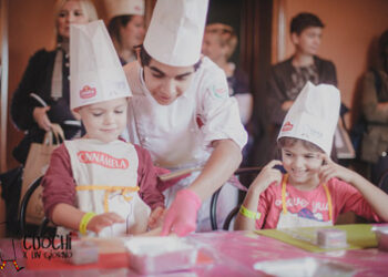 bambini-in-cucina-con-gli-chef-stellati-a-modena-il-festival-nazionale-cuochi-per-un-giorno