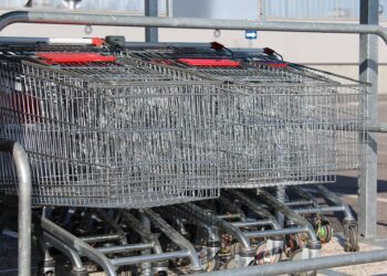 i-rincari-mettono-le-ali-al-cibo-low-cost