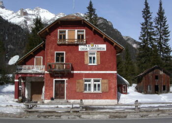 agenzia-del-demanio-a-breve-il-bando-per-la-concessione-gratuita-di-46-immobili-pubblici