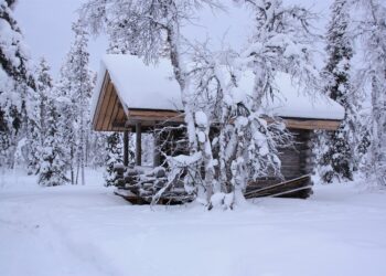 italiani-in-vacanza-in-montagna-in-ville-ma-non-mancano-gli-irriducibili-del-mare-in-inverno