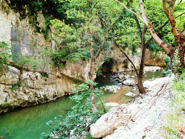 itinerari-colli-esini-frasassi-spettacoli-di-natura