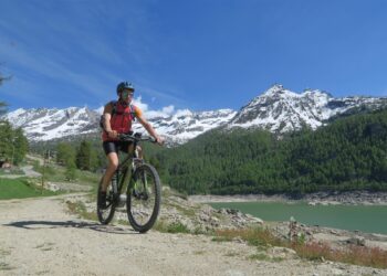 in-bici-alla-scoperta-del-parco-gran-paradiso