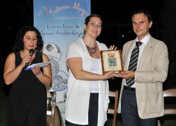 ancora-un-premio-a-cerciello-renna-il-comune-di-sarno-gli-tributa-il-premio-ippogrifo-doro