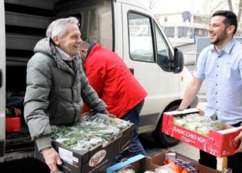 oltre-il-carrello-in-tre-mesi-recuperate-100-tonnellate-di-cibo