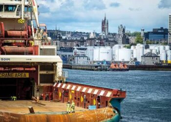 ambiente-la-citta-di-new-york-contro-le-multinazionali-del-petrolio