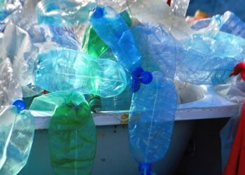 plastica-usa-e-getta-supermercati-italiani-bocciati