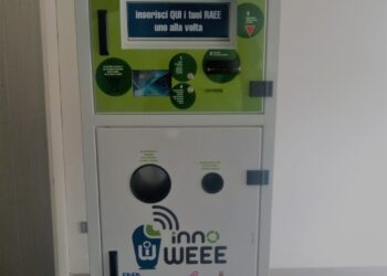 ambiente-enea-presenta-smart-bin-il-contenitore-per-rifiuti-elettronici-che-fa-gli-sconti