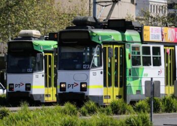melbourne-tram-a-energia-solare