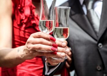 San Valentino, festa anche economica. Ecco quanto hanno speso gli italiani