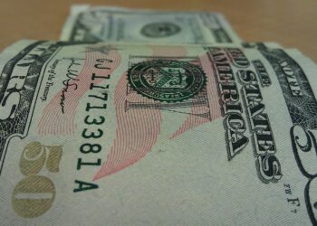 Sorpresa dazi, la Corte Suprema Americana boccia Trump