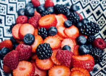 La frutta rallenta l’inflazione ma gli ortaggi restano cari
